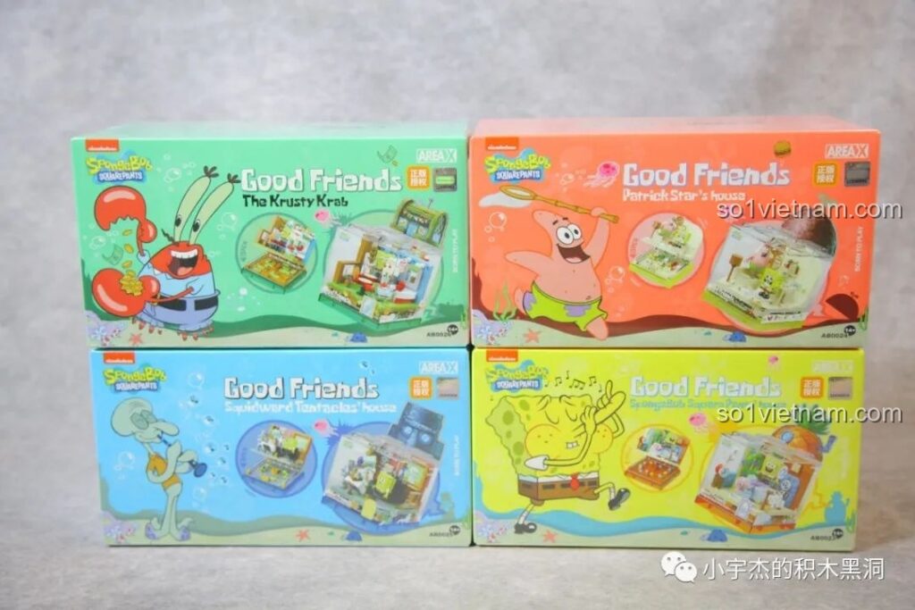 Bốn hộp đồ chơi lắp ráp AREA-X Spongebob Squarepants "Good Friends" với hình ảnh các nhân vật Spongebob, Patrick, Squidward, Mr. Krabs