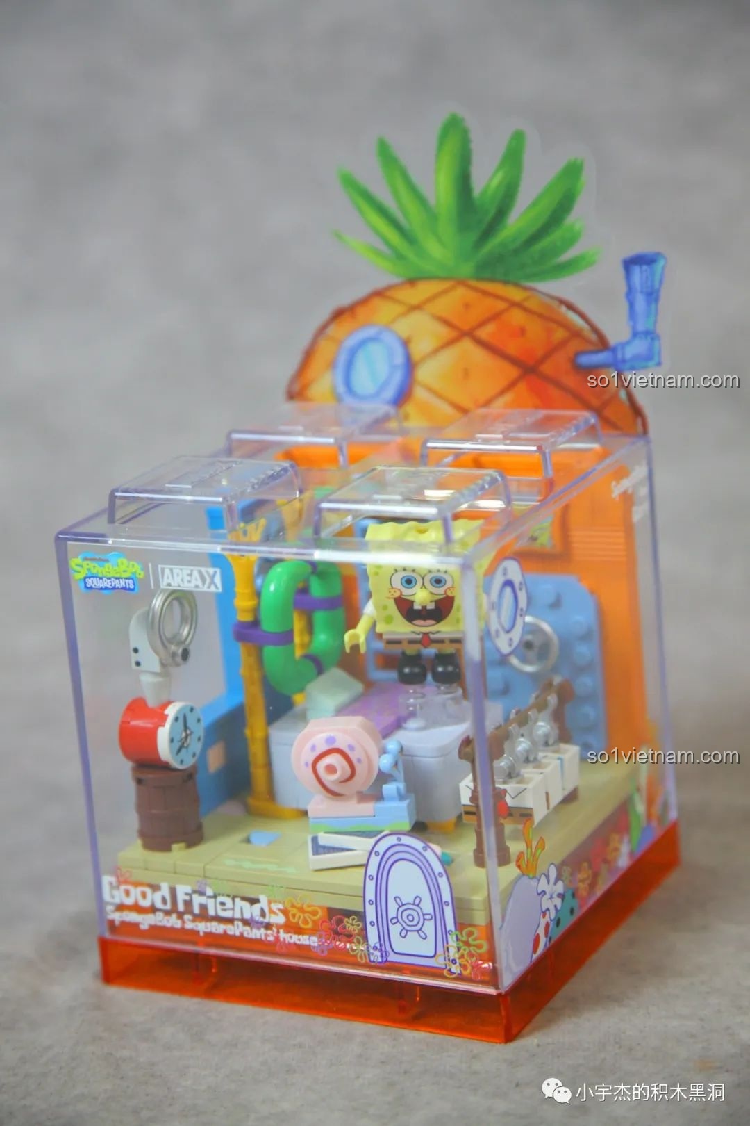 Mô hình Squidward's House với nhân vật Spongebob và Squidward