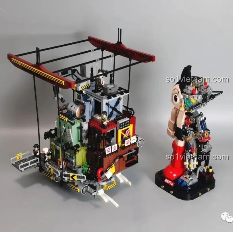 Astro Boy và một mô hình khác