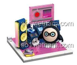Cận cảnh bộ lắp ghép Eggy Đen và Bàn DJ từ set Auldey HA392101, chi tiết sắc nét, màu sắc sống động, đồ chơi cho bé 6 tuổi.