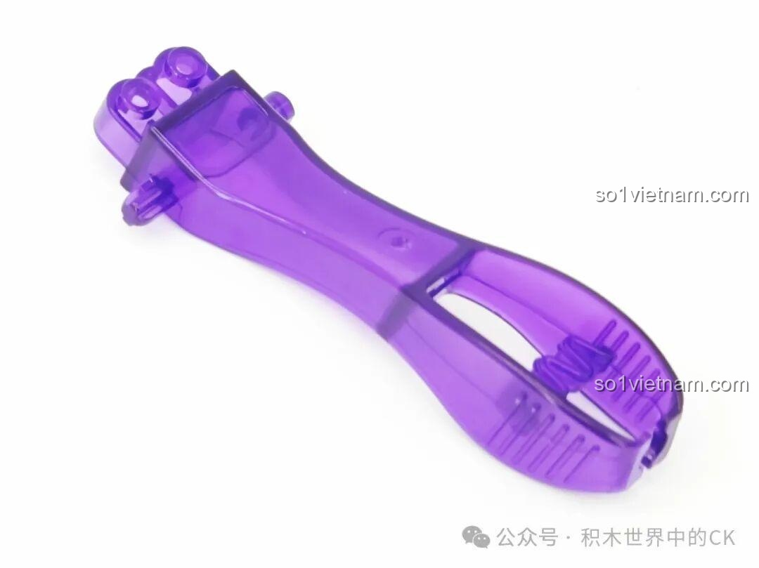 Dụng cụ tách mảnh ghép màu tím trong bộ BAKA 33210, hỗ trợ tháo lắp các chi tiết một cách dễ dàng.