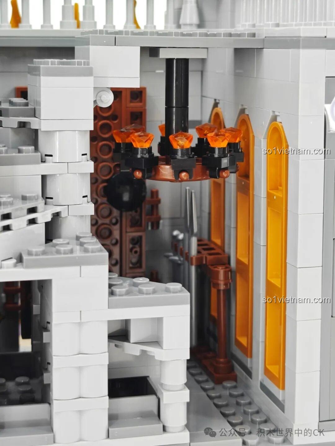 Toàn cảnh Lâu đài Ma thuật BAKA 33210 đã hoàn thiện, nhìn từ góc rộng, làm nổi bật sự đồ sộ của mô hình.