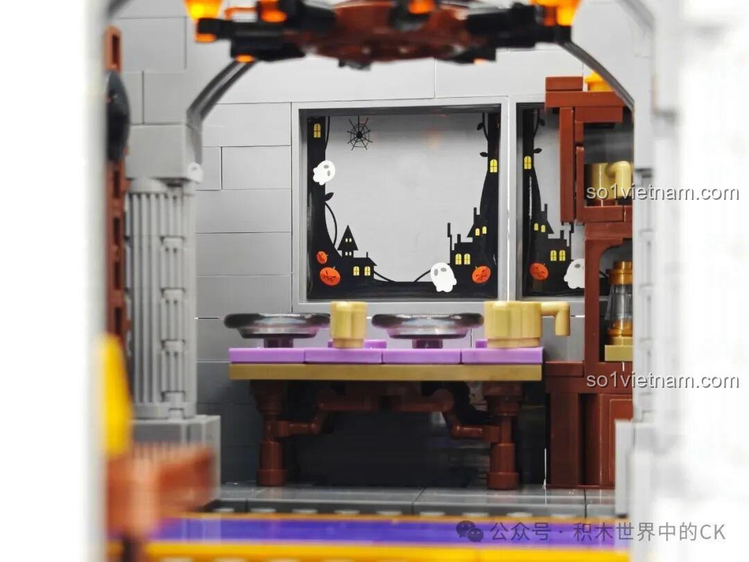 Góc nhìn cận cảnh Lâu đài Ma thuật BAKA 33210, tập trung vào các chi tiết kiến trúc độc đáo.