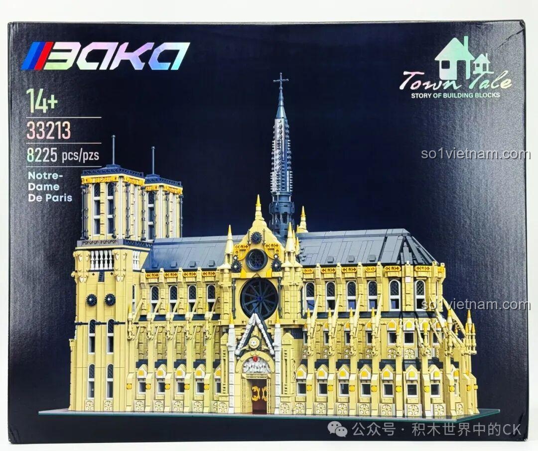 Hộp bộ lắp ghép BAKA 33213 Nhà thờ Đức Bà Paris với hình ảnh mô hình hoàn chỉnh, chi tiết kiến trúc Gothic nổi bật.