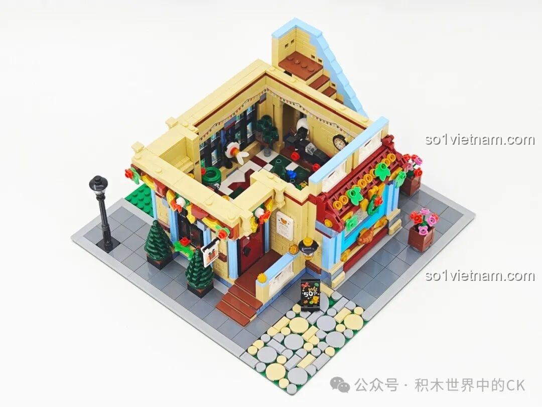 Quá trình lắp ráp tầng 2 của bộ BAKA 33230 Ngôi Nhà Đồ Chơi Gấu.