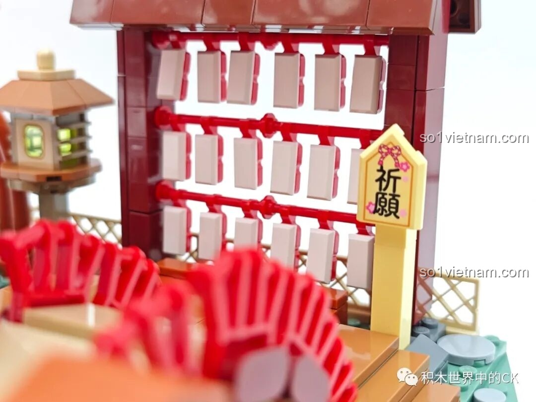 Chi tiết bánh xe nước nhỏ xinh, một điểm nhấn động thú vị trong bộ lắp ghép Keeppley K20901.