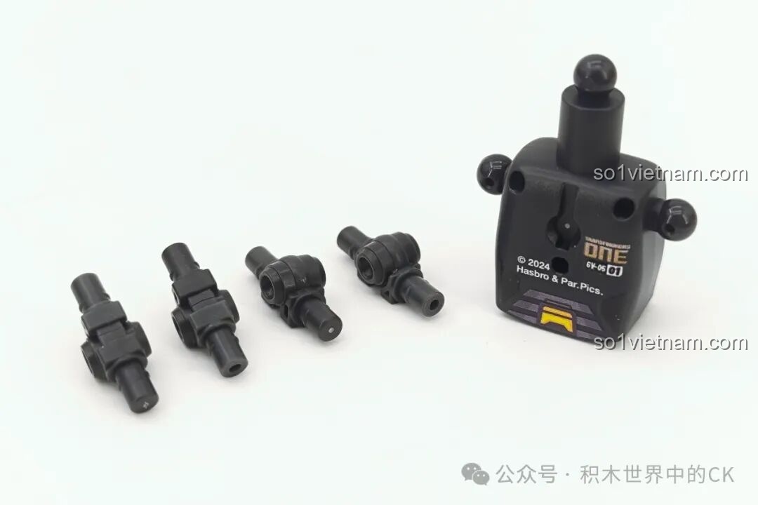 Bộ khung xương lõi và các khớp nối chung được sử dụng cho tất cả các figure trong bộ Blokees 71105.