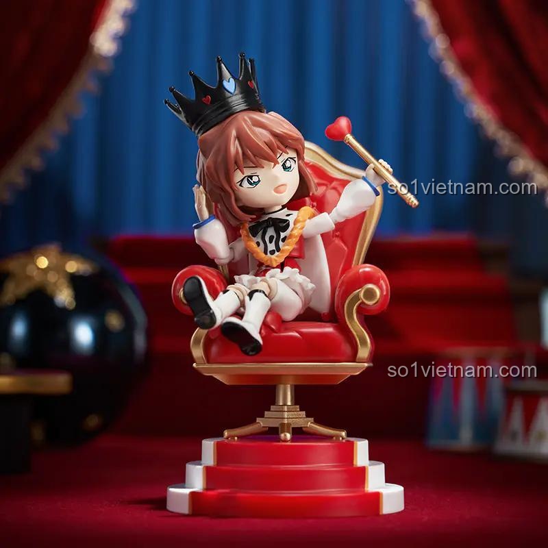 Hình ảnh figure Shiho Miyano đang ngồi trên ngai vàng. Bộ lắp ghép Blokees 73506 với các khớp cử động linh hoạt.