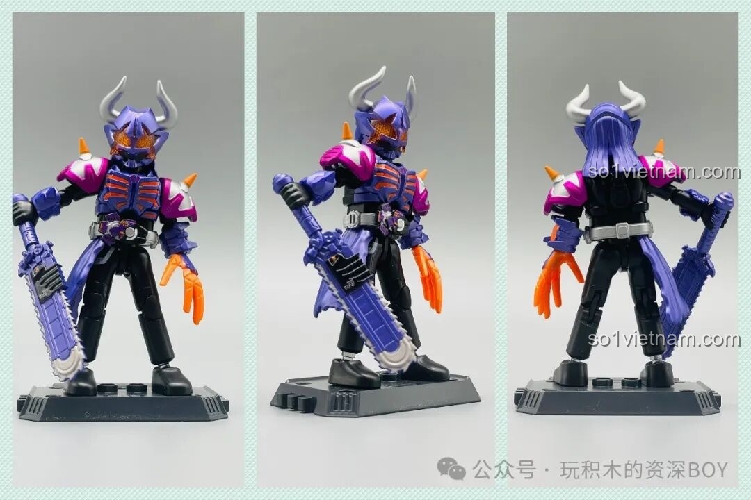 Mô hình Kamen Rider Buffa Zombie Form BLOKEES 74201 đã hoàn thiện, đứng trên đế trưng bày với vũ khí.