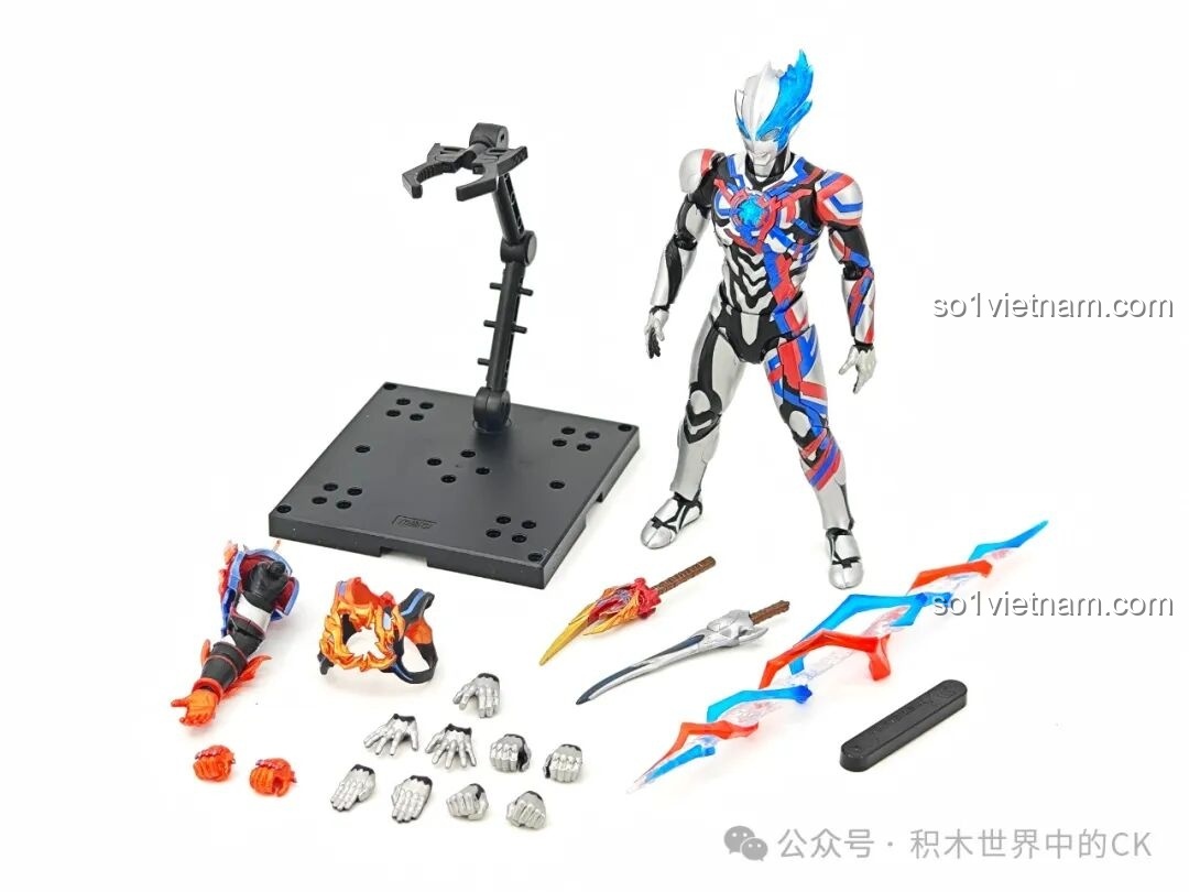 Chi tiết các phụ kiện của mô hình Ultraman Blazar Giáp Pháp Đức BLOKEES