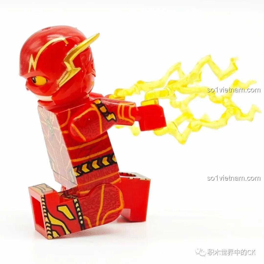 Chi tiết cận cảnh nhân vật Batman trong bộ G0123