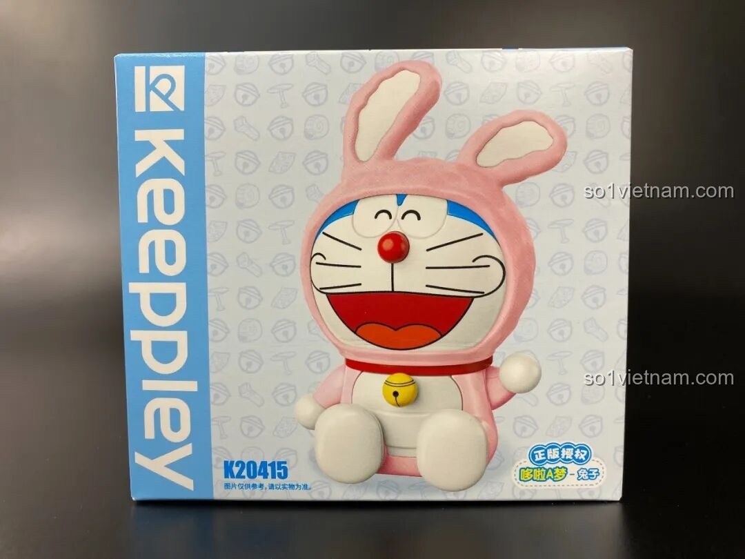 Cả ba mô hình Pochacco từ Keeppley được đặt cạnh nhau, bao gồm Nhà Thi Đấu, Cupcake và KUPPY.