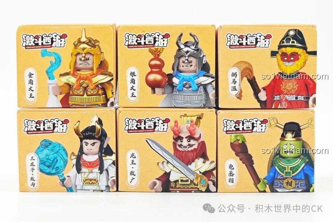 Mặt trước nhân vật Kim Giác Đại Vương trong bộ đồ chơi lắp ráp