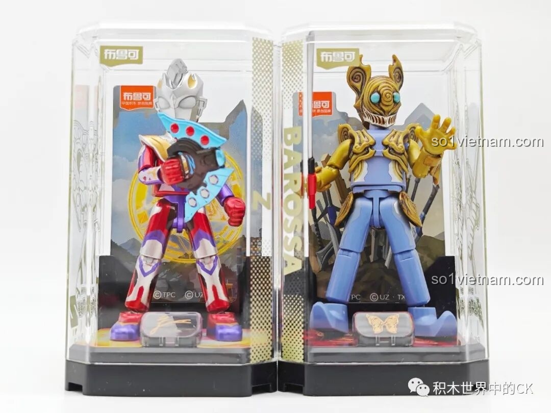 Cả hai mô hình Ultraman Z Gamma Future và Quái Vật Barossa BLOKEES HV-03 được trưng bày trong hộp nhựa trong suốt, ghép đôi ấn tượng.
