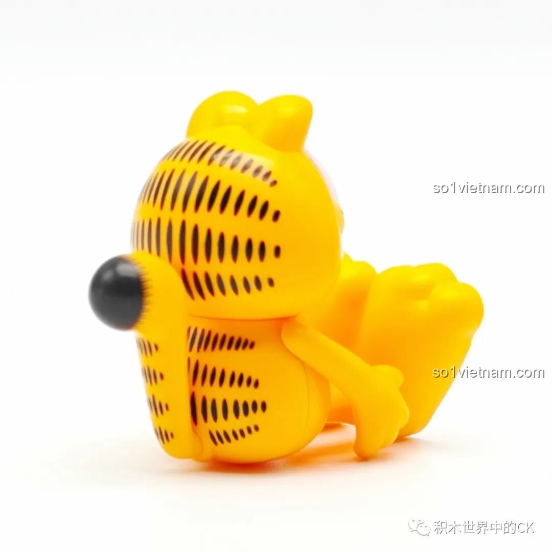 Thân và chân của Garfield sau khi lắp ráp