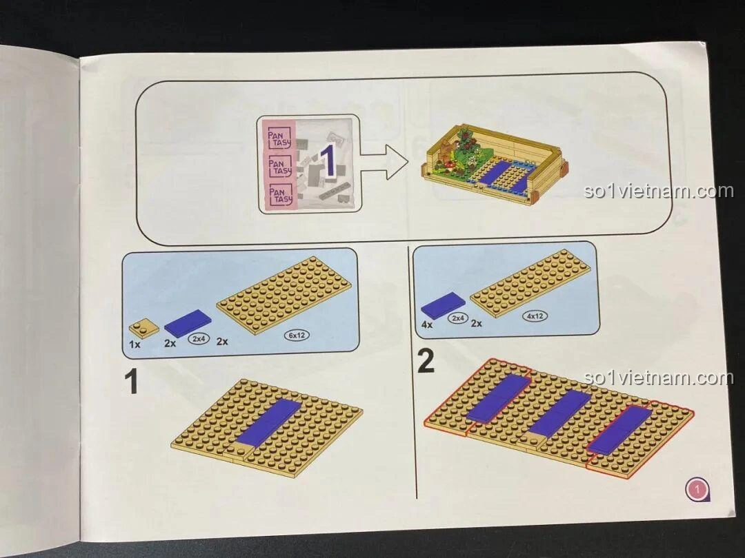 Chiếc lều màu xanh dương đã được lắp ráp vào cảnh quan của bộ Vali 86311.