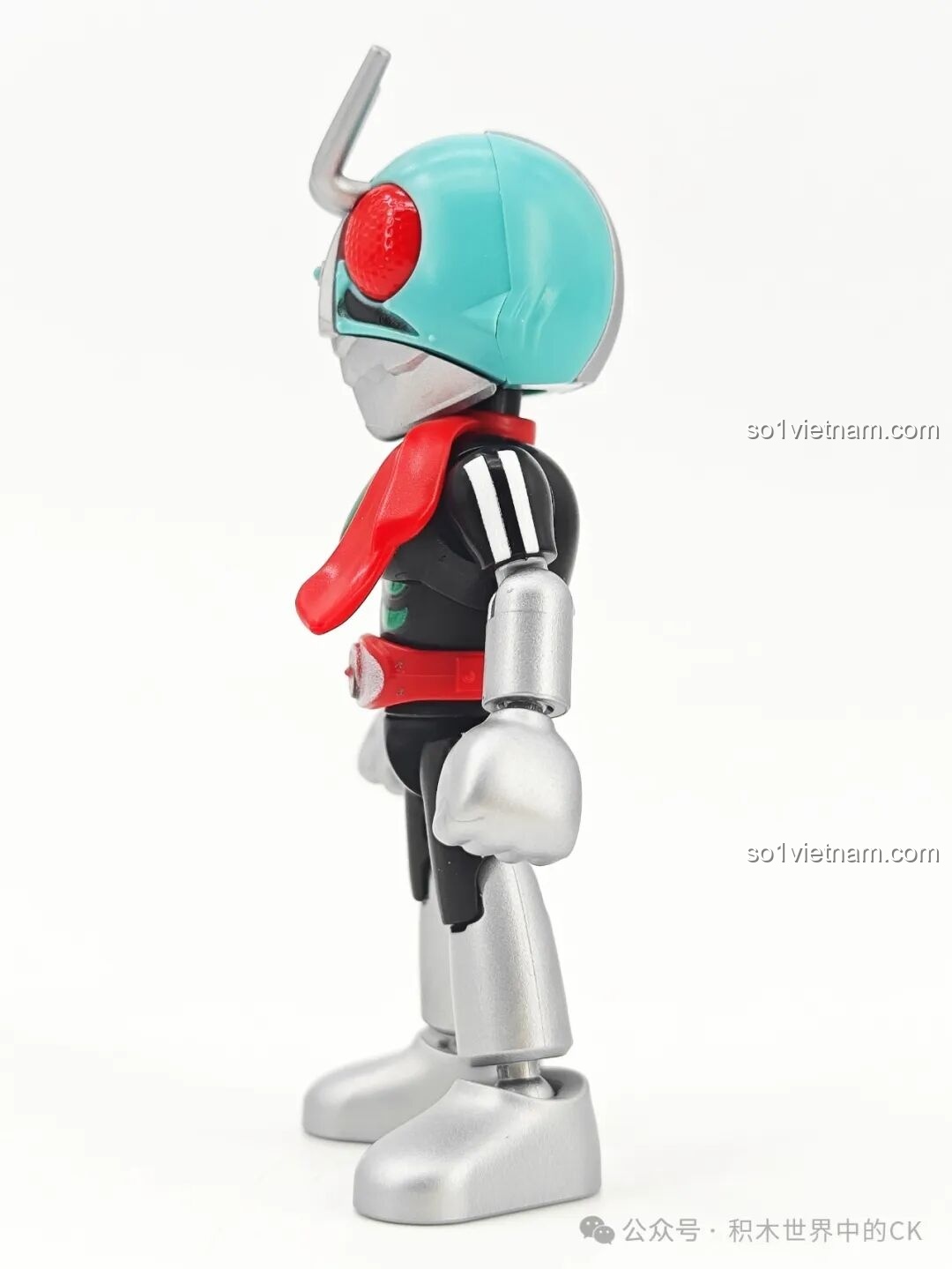 Cận cảnh mô hình Kamen Rider Geats BLOKEES