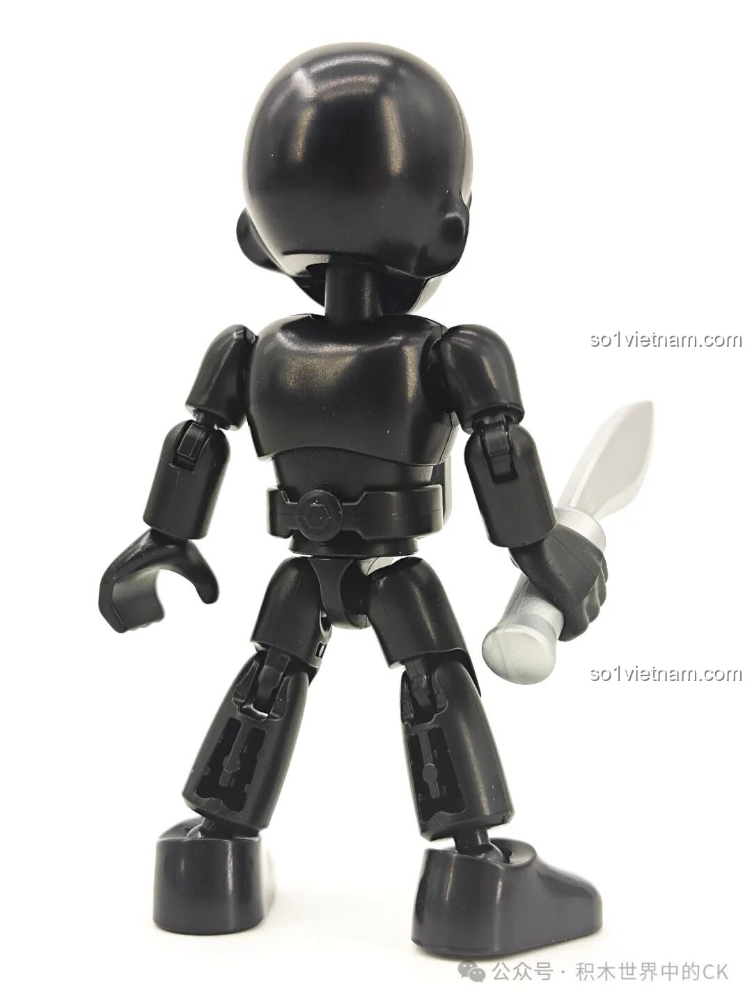 Cận cảnh mô hình Kamen Rider Revice BLOKEES