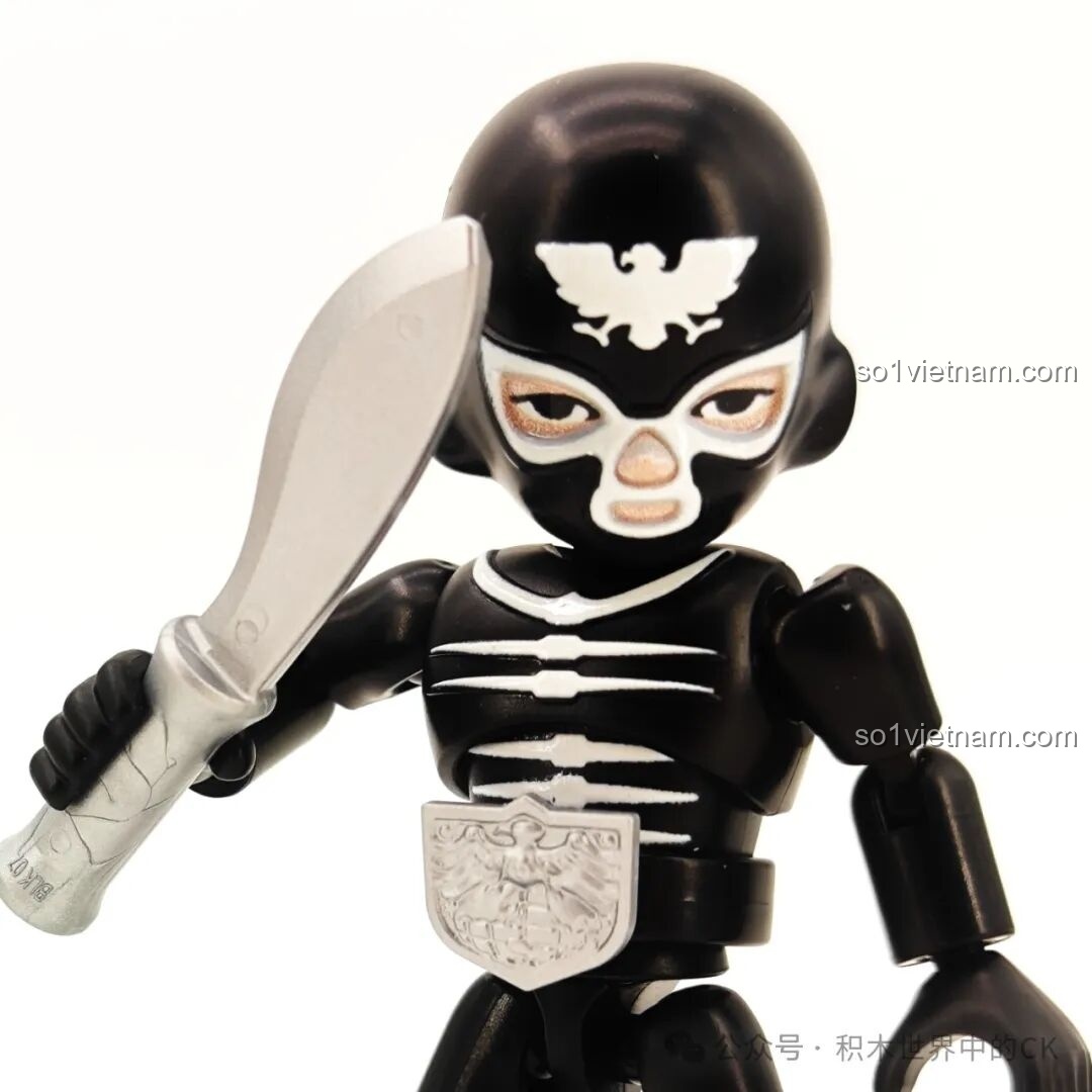 Cận cảnh mô hình Shocker Combatant BLOKEES