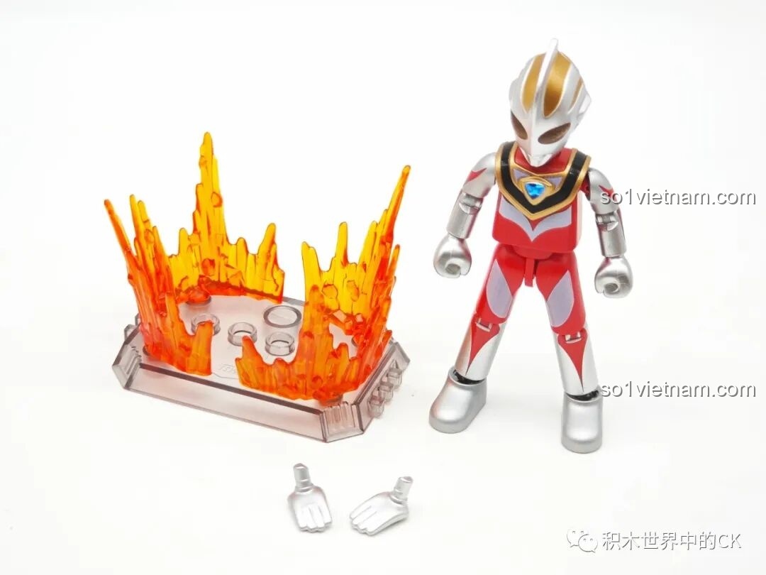Mô hình Ultraman Agul V2 sau khi lắp ráp