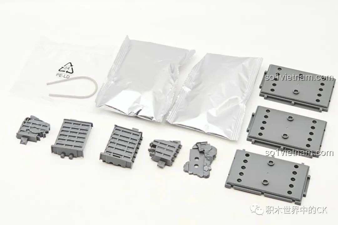 Quá trình lắp ráp phần thân của Ultraman Z Alpha Armor