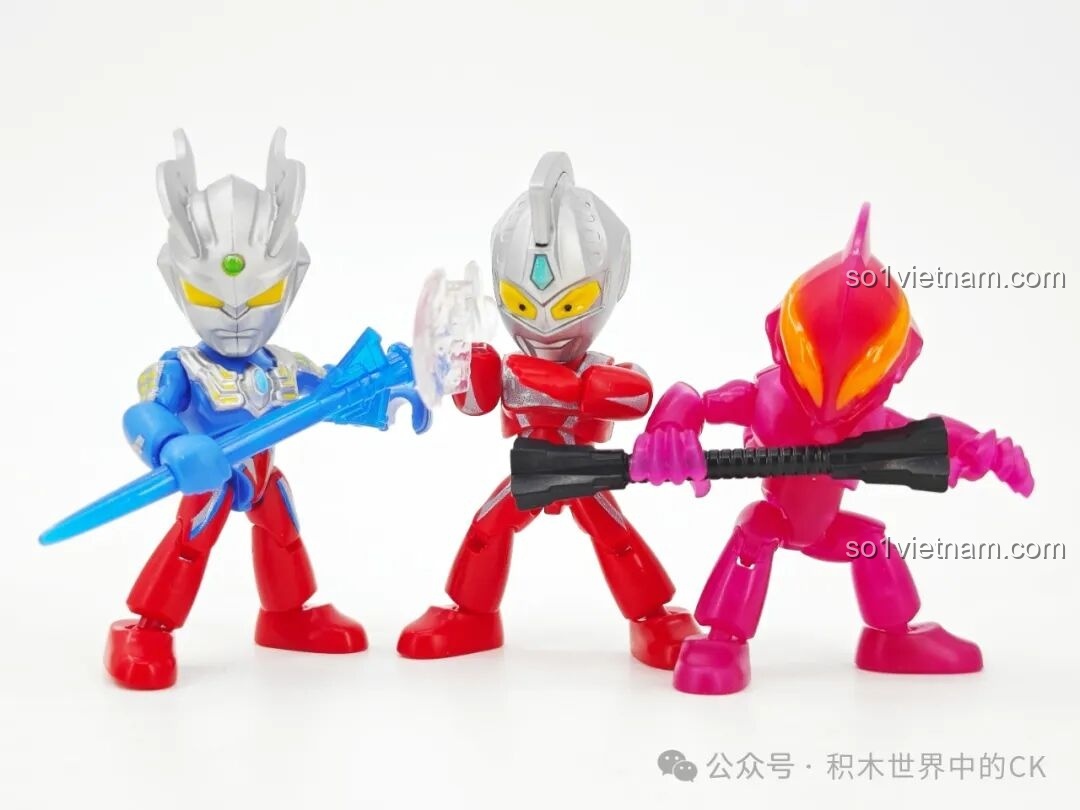 Robot Gokai Oh tạo dáng cuối cùng từ bộ lắp ráp Anh Hùng Tổng Động Viên