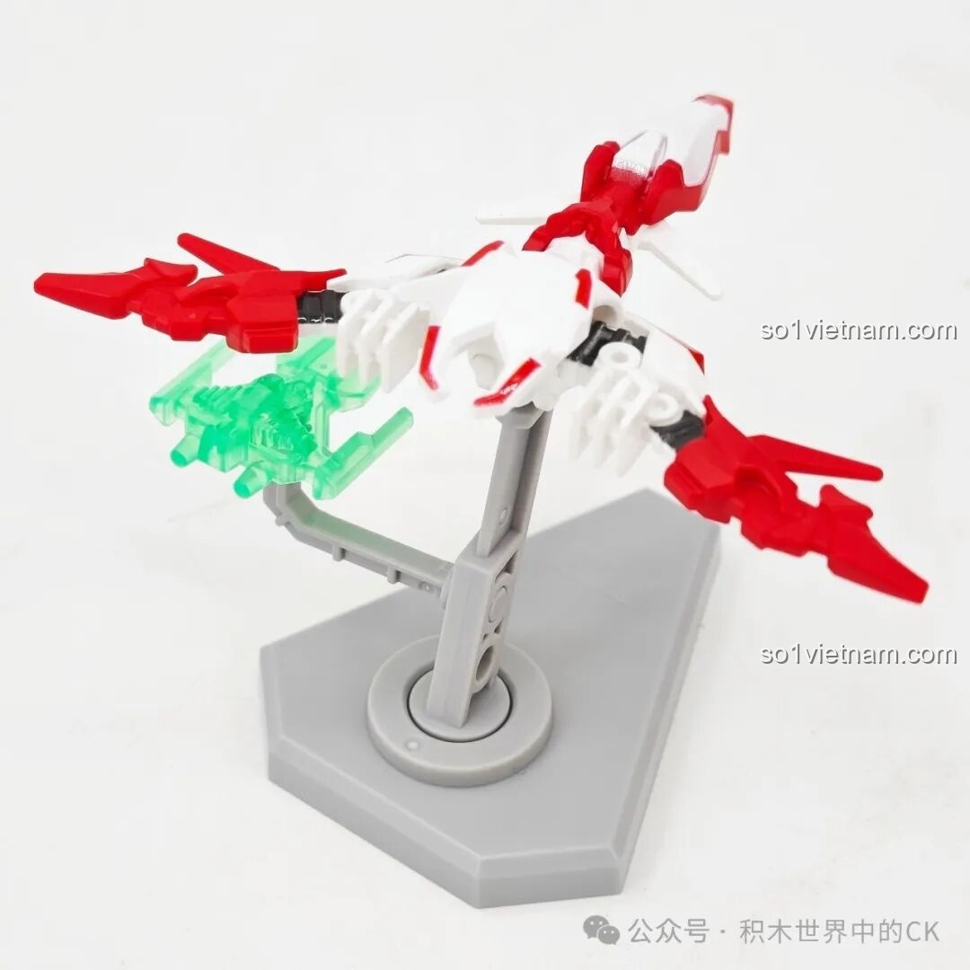 Mô hình Gokaiger Red đã lắp ráp từ bộ Anh Hùng Tổng Động Viên