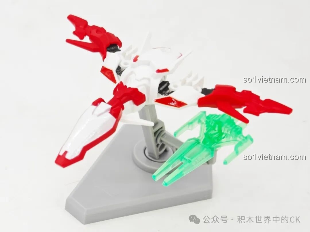 Mô hình Kamen Rider Decade đã lắp ráp từ bộ Anh Hùng Tổng Động Viên