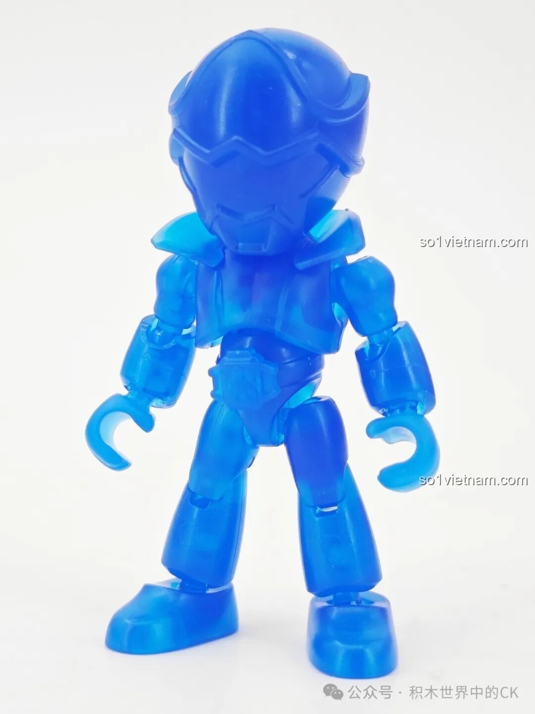 Cận cảnh mô hình Kamen Rider OOO từ bộ lắp ráp Anh Hùng Tổng Động Viên