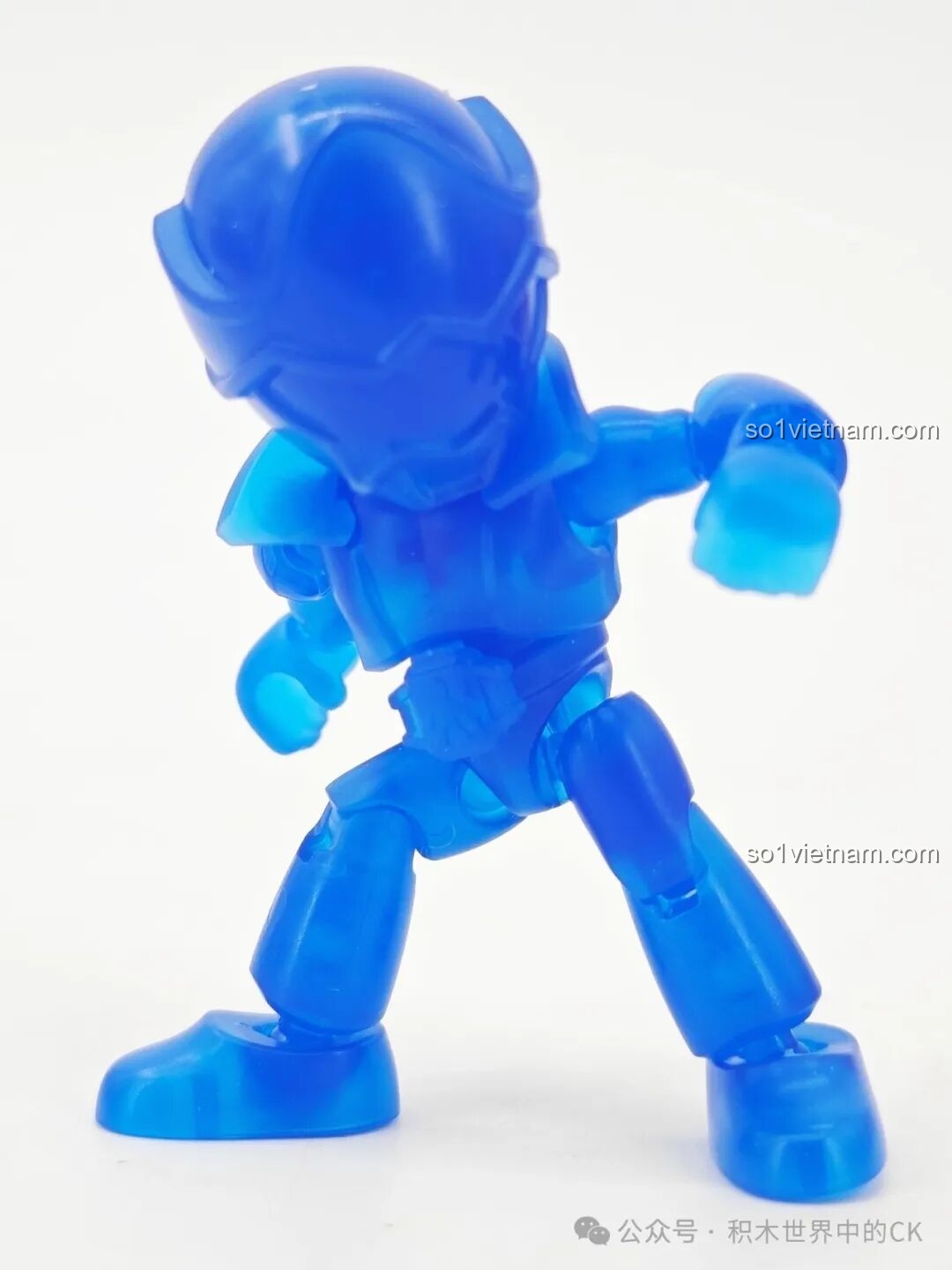 Mô hình Kamen Rider OOO (Taka, Kujaku, Condor) phiên bản trong suốt từ bộ Anh Hùng Tổng Động Viên