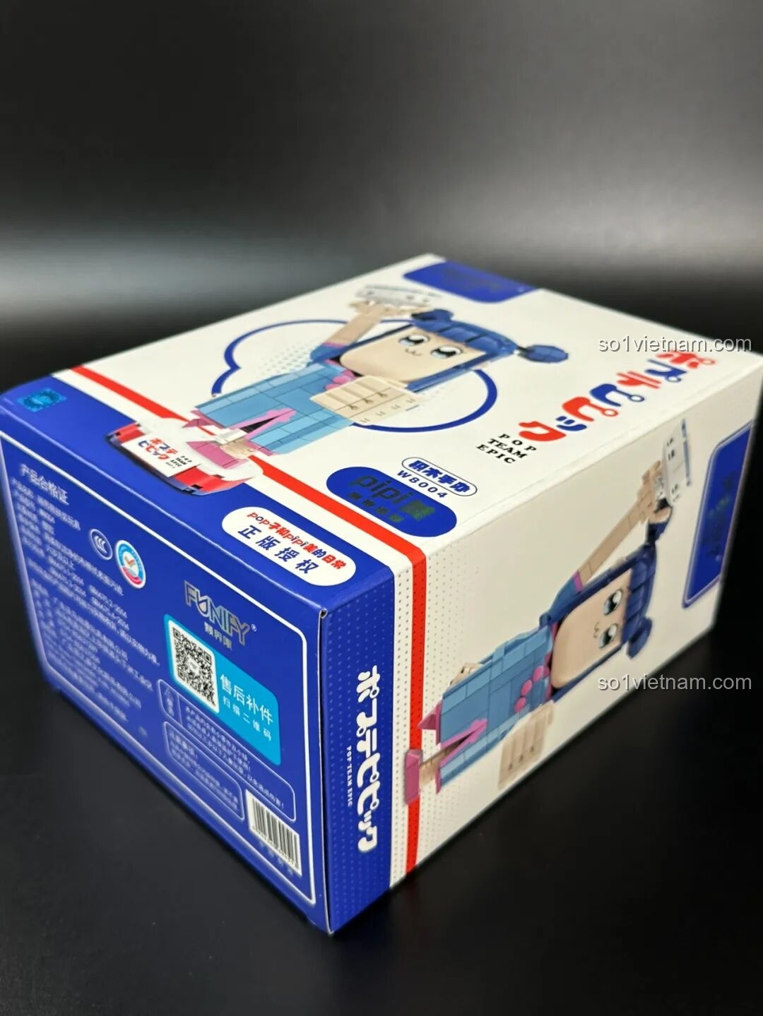 Pipimi với biểu cảm mắt lồi