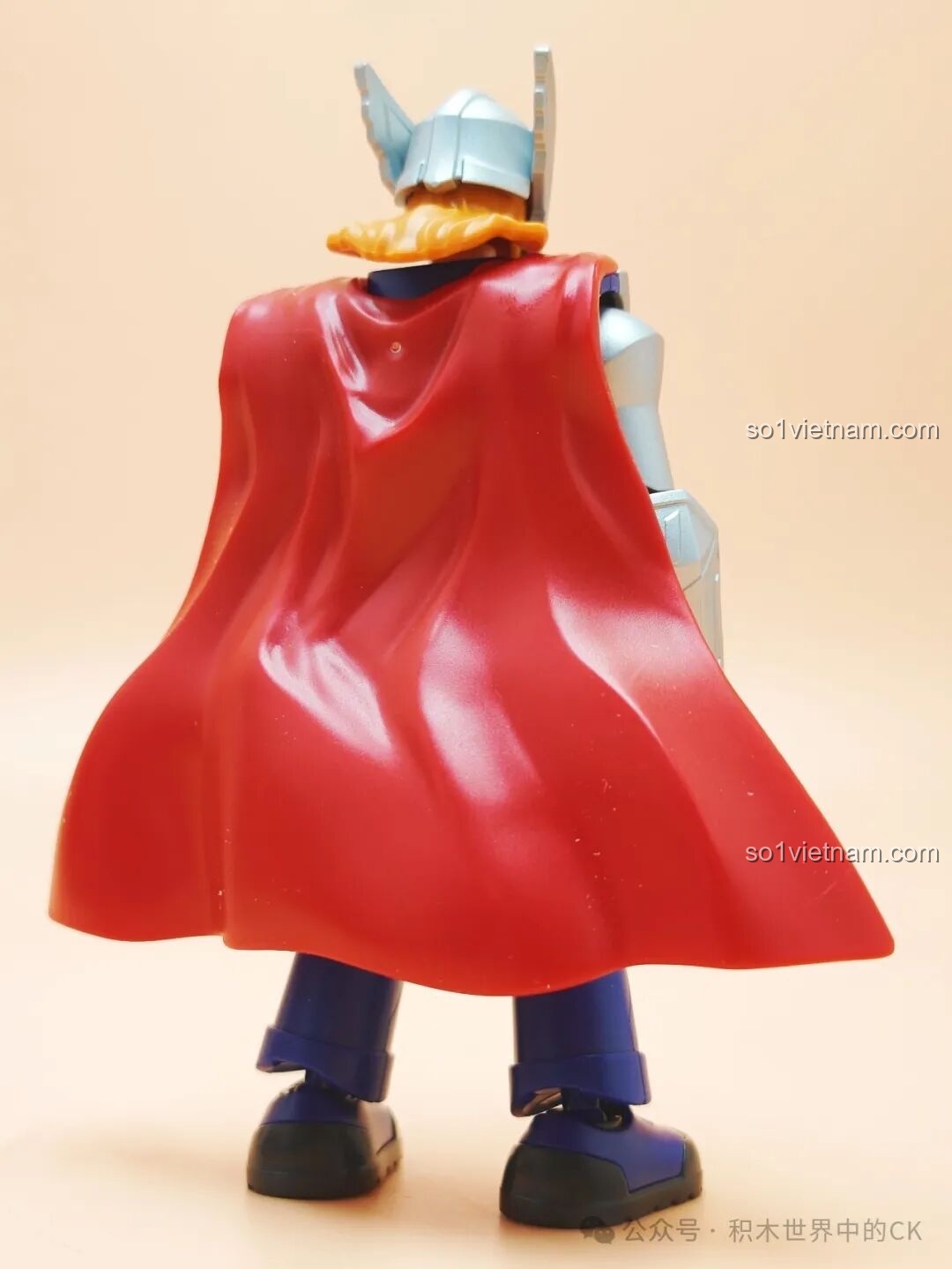 Mô hình Captain America hoàn chỉnh từ bộ lắp ráp Marvel Avengers Assemble