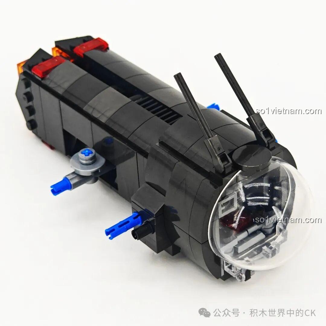 Cận cảnh chi tiết phần động cơ của Tàu Chiến Titanium QJ5474 đang được lắp ráp