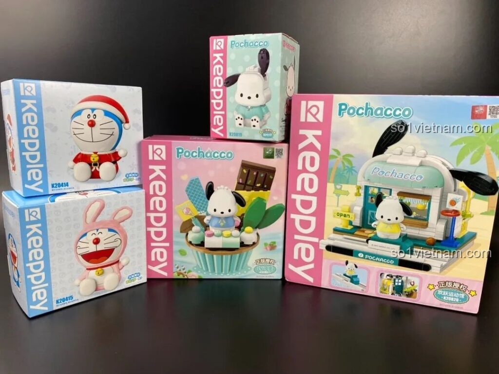 Toàn cảnh bộ sưu tập đồ chơi lắp ráp Keeppley với các nhân vật Pochacco và Doraemon đáng yêu dành cho bé gái 12 tuổi.