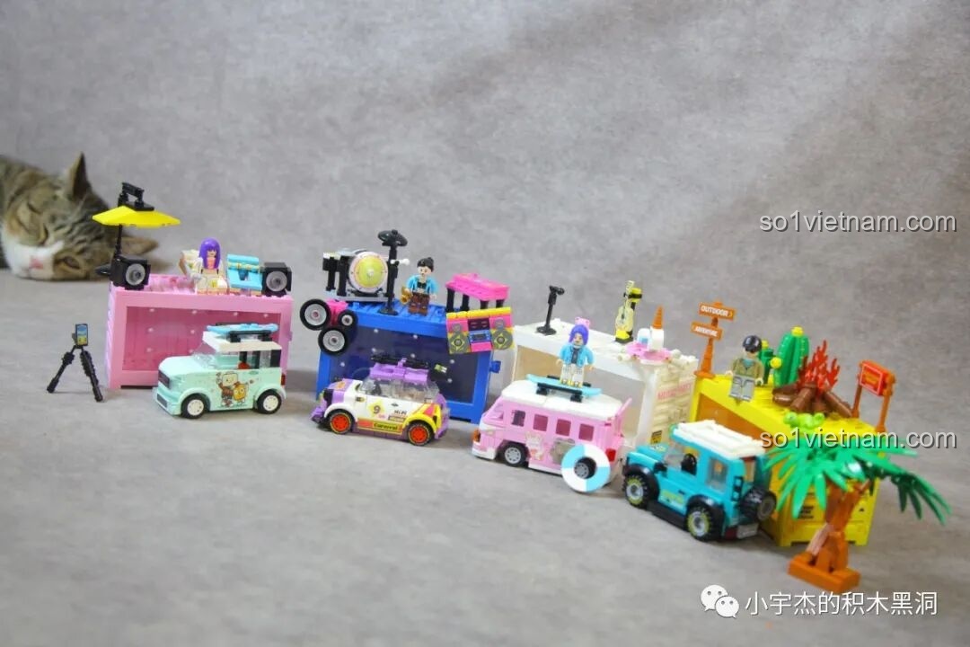 Bộ sưu tập Sembo Famous Car World hoàn chỉnh, một món đồ chơi lắp ráp sáng tạo và đầy màu sắc cho trẻ em.