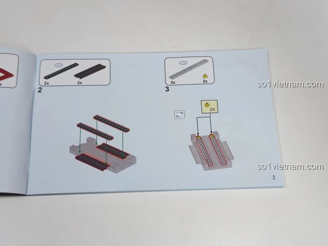 Trang hướng dẫn các bước lắp ráp đầu tiên của khung xe trong bộ Pinbo PB8827.
