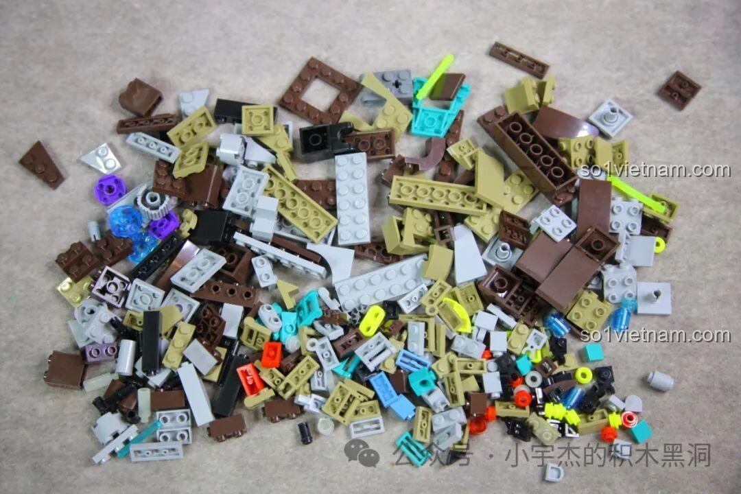 Toàn bộ các mảnh ghép có trong túi số 2 của bộ đồ chơi mô hình Cyborg T-Rex MJ giá hời.