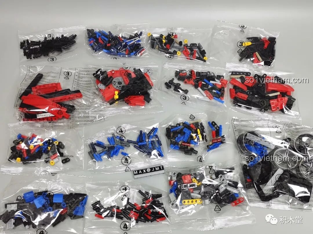 Các túi chi tiết của bộ Panlos Brick 3006 được đánh số thứ tự cho các bước lắp ráp 3 và 4.