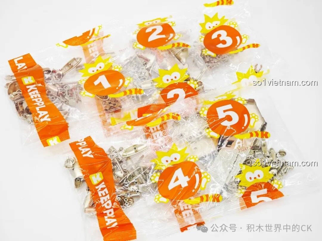 Các túi chi tiết được đánh số thứ tự để lắp ráp bộ đồ chơi Figure hành động Ultraman Keeppley 75241.