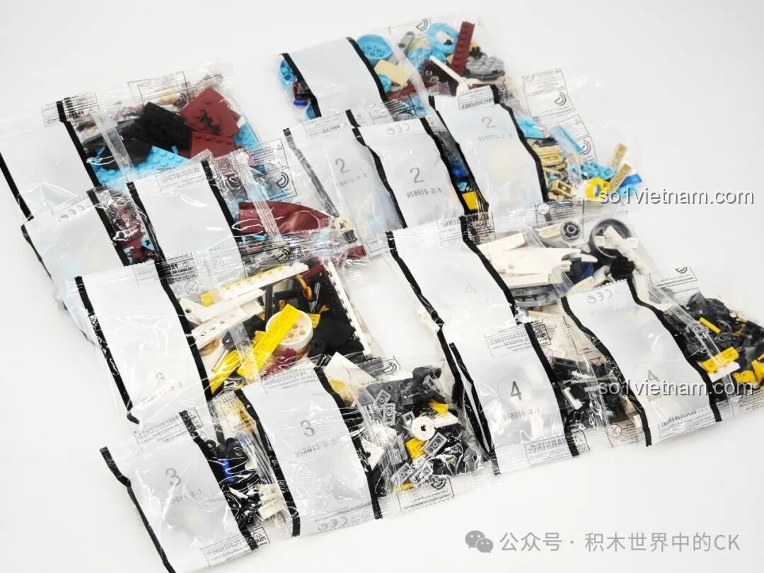 Các túi gạch của bộ ZHEGAO 958015 được đánh số thứ tự rõ ràng, giúp việc lắp ráp trở nên thuận tiện.