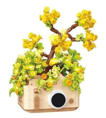 Bộ lắp ghép Chậu hoa máy ảnh CaCo D006-3, đồ chơi mô hình sáng tạo cho con gái 14 tuổi, có đèn LED lung linh.