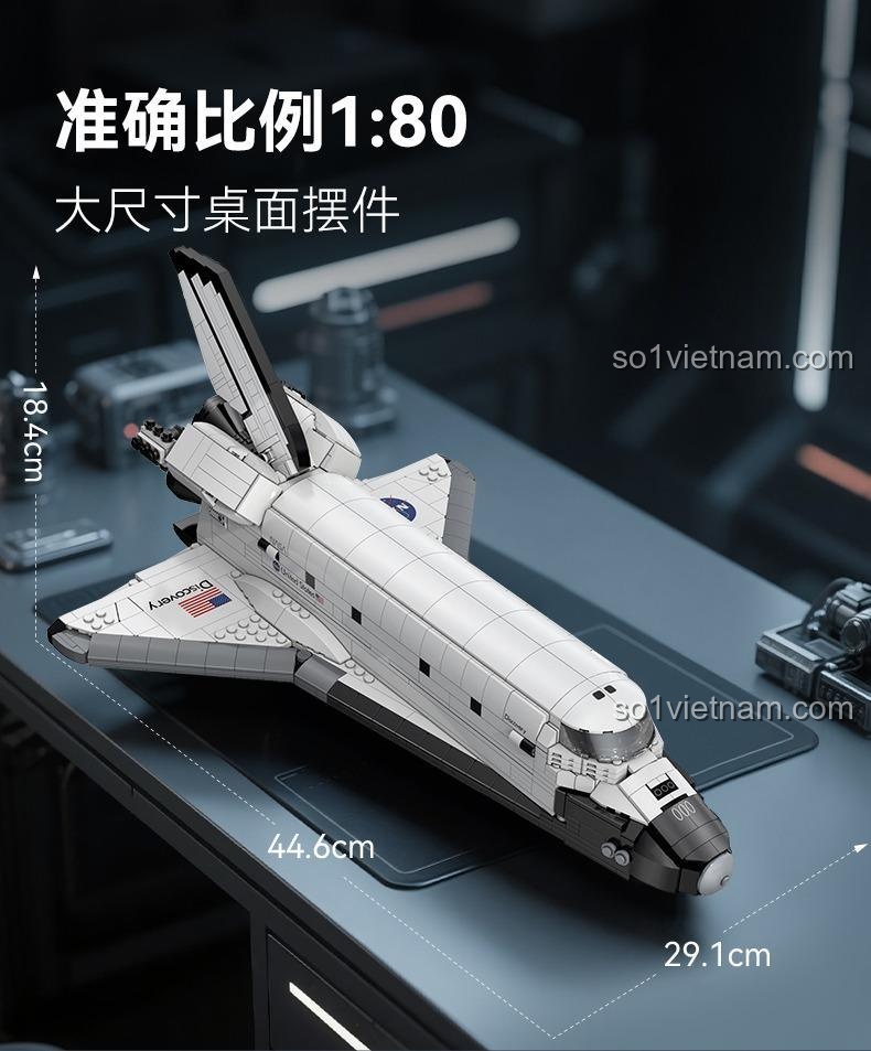 Đồ chơi xây dựng CaDA C56052, bộ lắp ghép Mô hình tàu con thoi Discovery, mô hình tỉ lệ 1:80, kích thước lớn, 1827 chi tiết, có bánh xe thu gọn, khoang chứa hàng mở được, giá tốt.