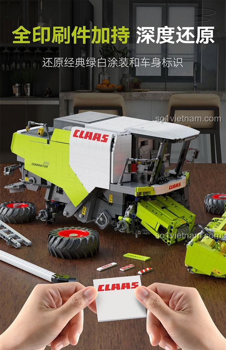 Mô hình máy gặt CLAAS D370 sử dụng các chi tiết in sẵn cao cấp, không cần dán decal, tăng độ bền và tính thẩm mỹ.