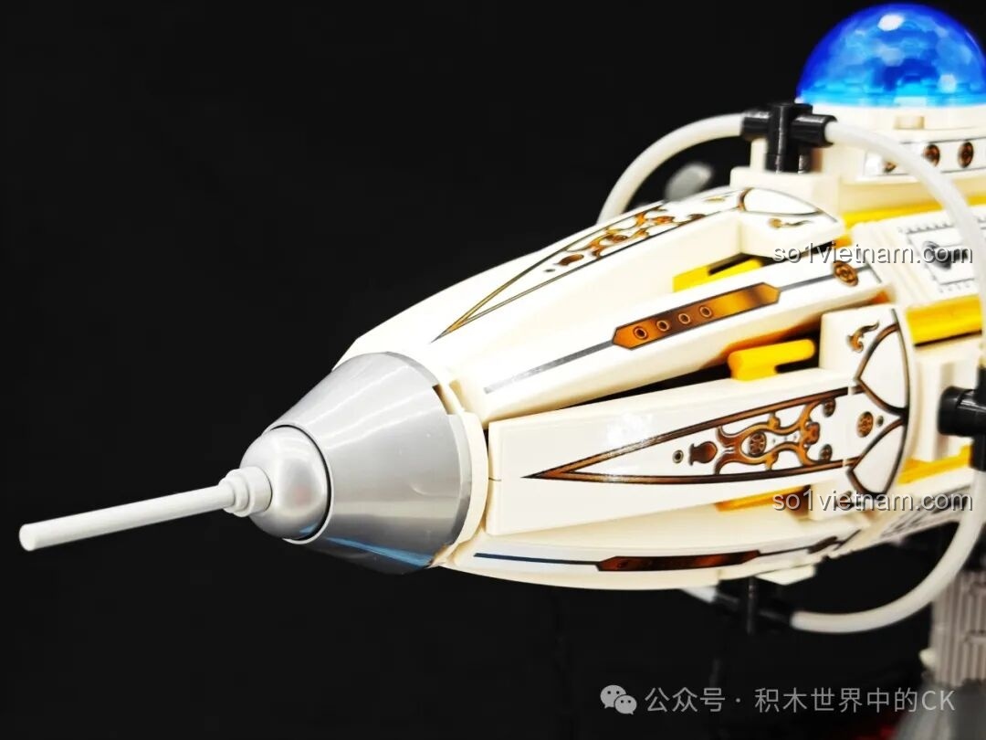 Cận cảnh phần khinh khí cầu của mô hình ZHEGAO 958015, linh hồn của cả thiết kế Steampunk.