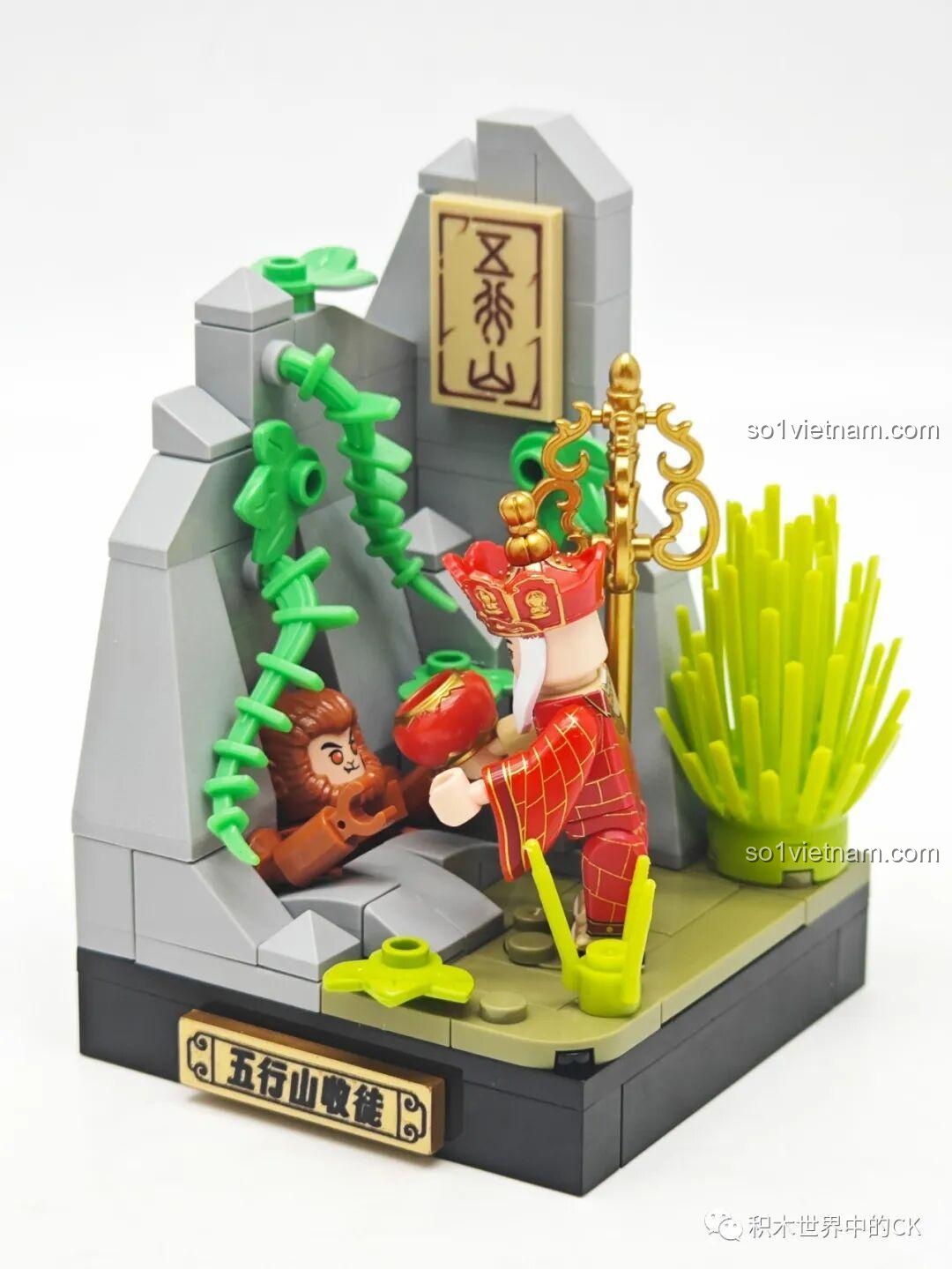 Mô hình hoàn chỉnh cảnh Đường Tăng thu phục Tôn Ngộ Không dưới Ngũ Hành Sơn, bộ lắp ráp Chaoqiqu CQQ10014.