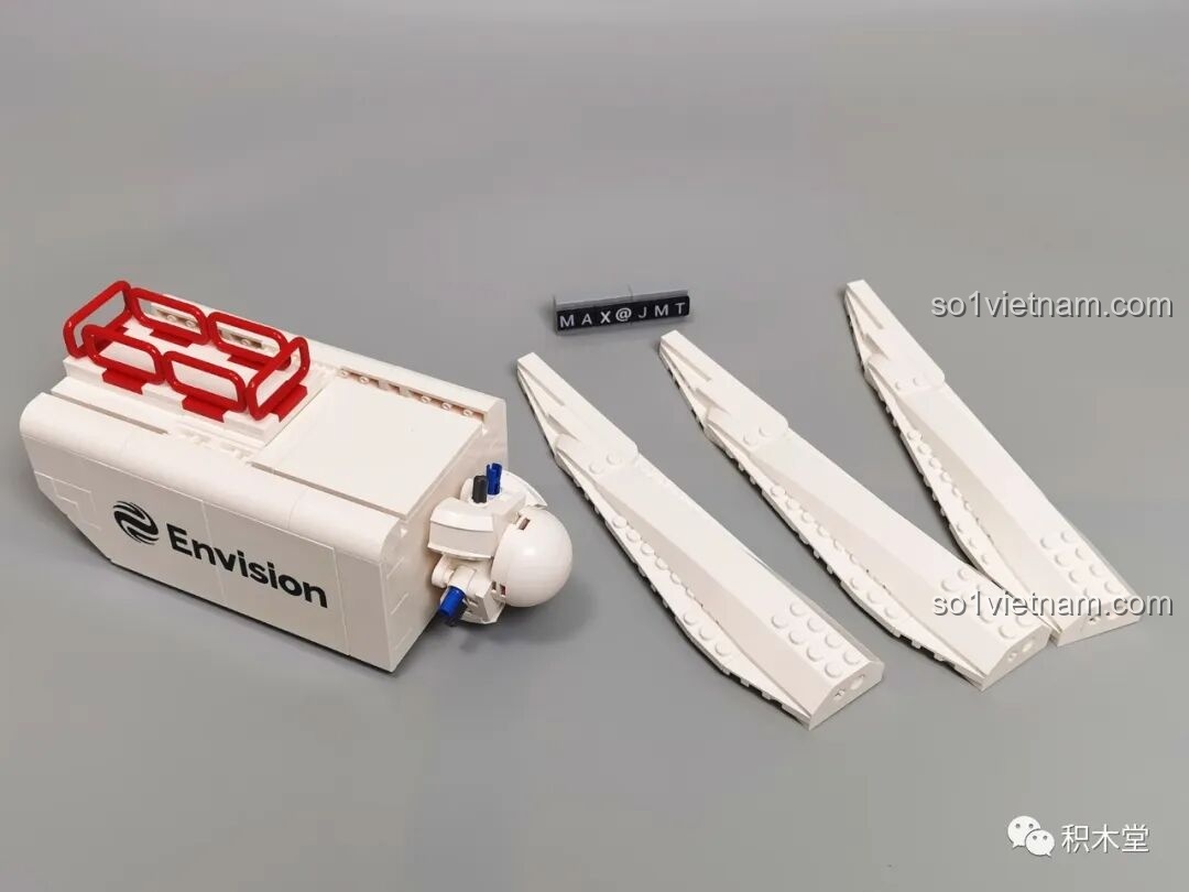 Các mảnh ghép cánh quạt và phần đầu tuabin của Pantasy 11014 đã sẵn sàng, chuẩn bị cho giai đoạn cuối cùng của quá trình lắp ráp.