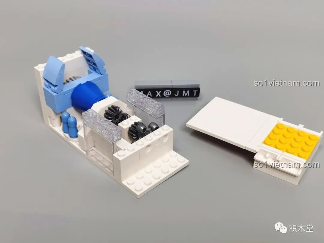 Cấu trúc bên trong phần đầu tuabin của Pantasy 11014 với các chi tiết cơ khí được tái hiện tinh xảo, tăng tính chân thực.