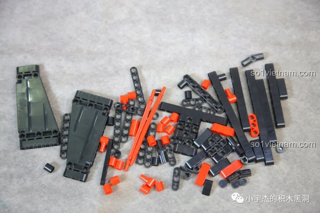 Chi tiết bánh sau của Porsche 963 GULY