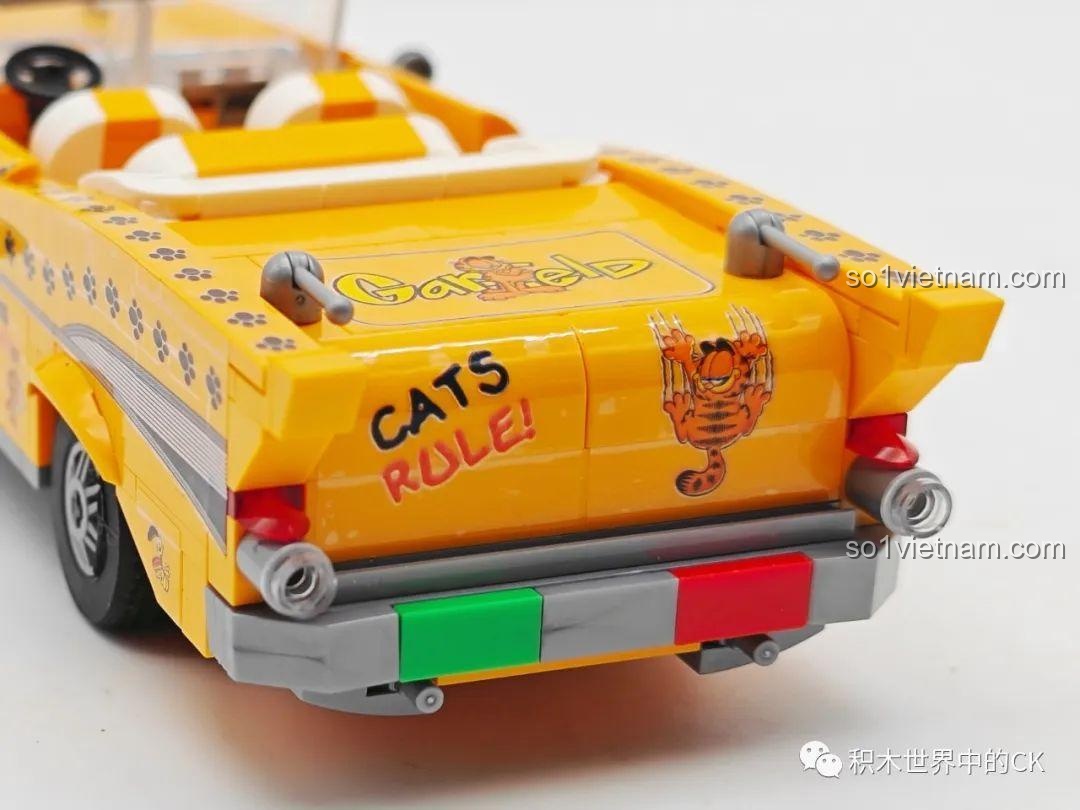 Chi tiết cản sau của xe Garfield Balody 20141, có cả sticker mô phỏng quốc kỳ Ý, một chi tiết thú vị.