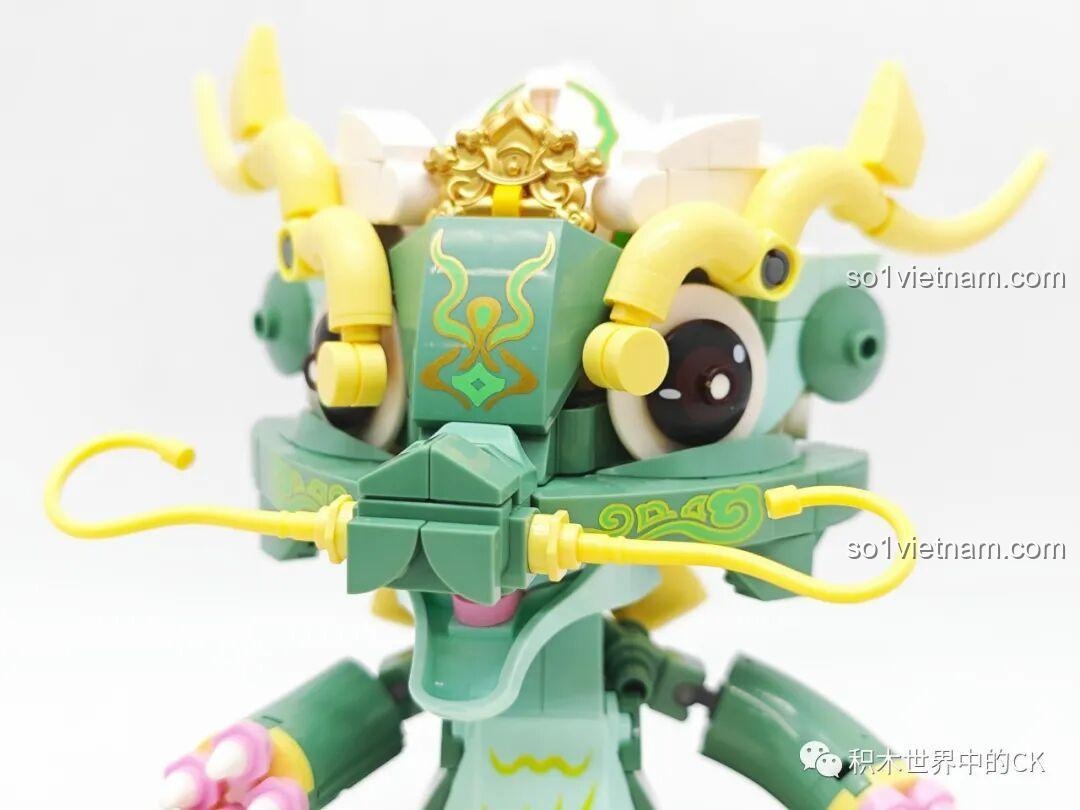 Cận cảnh chi tiết phần đầu và râu của mô hình Rồng Xanh Tụ Bảo Keeppley K19910.